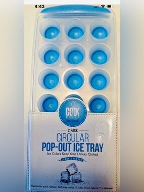 Cook Works Ice Cube Tay Set 2 Flexible Plastic Round Easy Pop Blue Mini Cubes